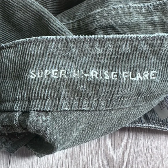 American Eagle Corduroy Super High Rise Flare Pants - Picture 11 of 15